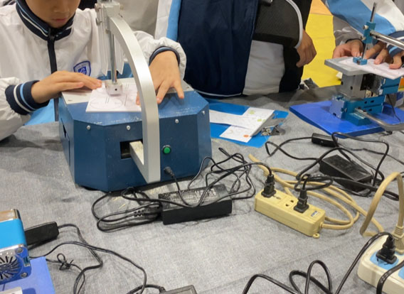 智能锯床提高效率
